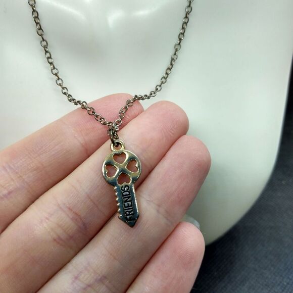 Key necklace friends - Picture 2 of 2